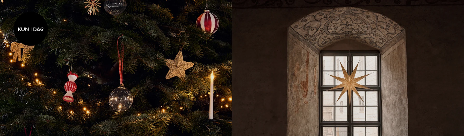 Et juletre med lys, røde og hvite ornamenter og et "KUN I DAG"-merke, ved siden av et antikt buet vindu med en stor gullstjerne.