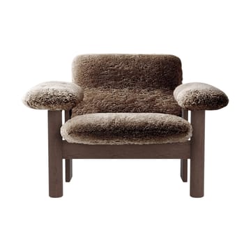 Brasilia lenestol low back - Dark oak-Sahara sheepskin curly - Audo Copenhagen