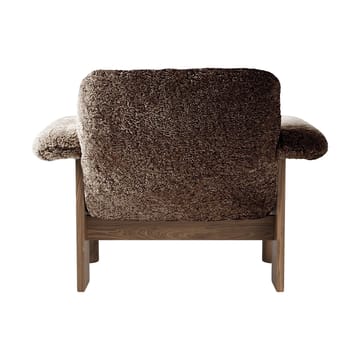 Brasilia lenestol low back - Walnut-Sahara sheepskin curly - Audo Copenhagen