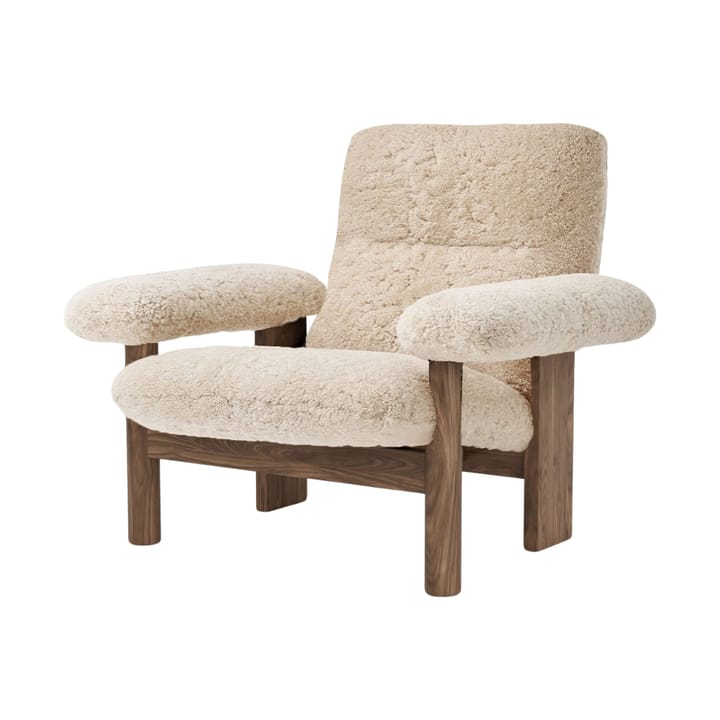 Brasilia lenestol - Walnut-Nature sheepskin curly - Audo Copenhagen