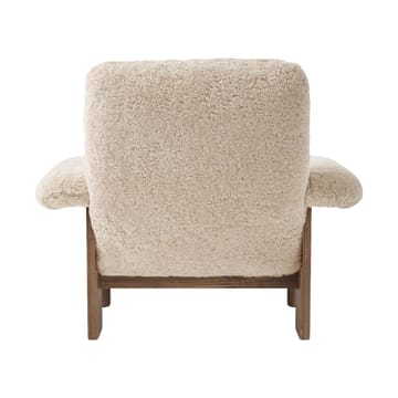 Brasilia lenestol - Walnut-Nature sheepskin curly - Audo Copenhagen