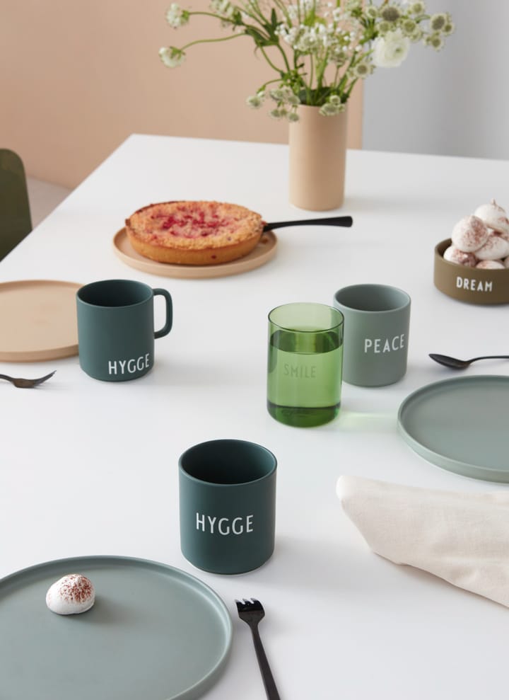 Design Letters favorittkopp med hank 25 cl, Hygge-dark green Design Letters