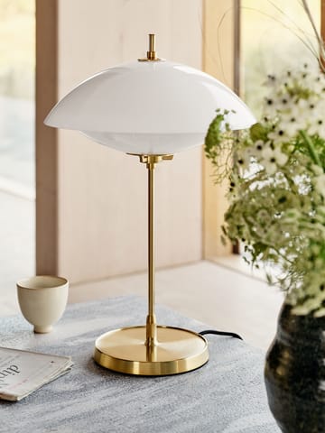 Clam bordlampe 50 cm - Opal-brass - Fritz Hansen