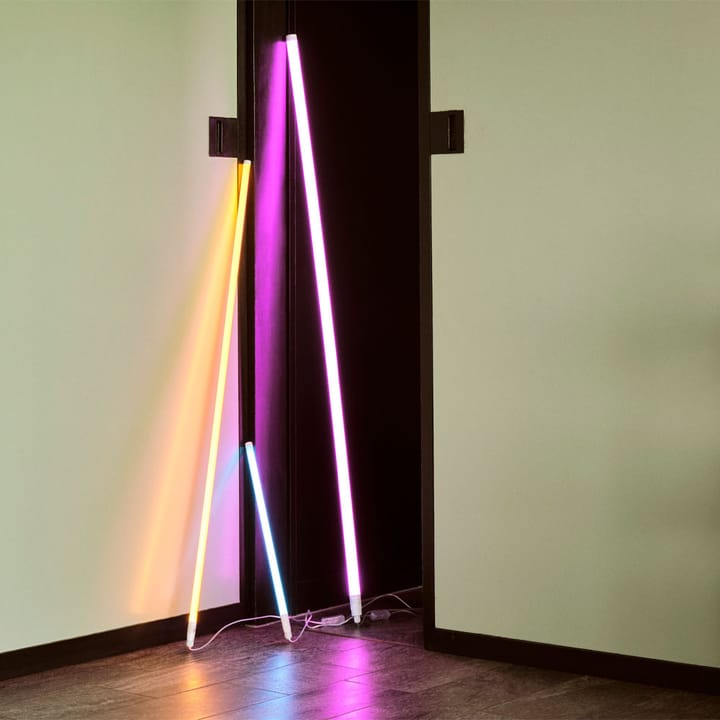 Neon Tube Slim lysrør 120 cm, Pink, 120 cm HAY