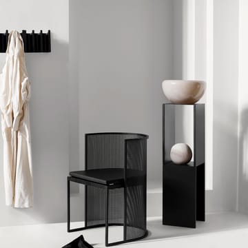 Column knaggrekke - Oak black lacquered - Kristina Dam Studio