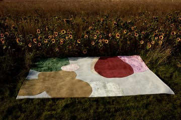 Sleeping Flower ullteppe - 180x270 cm - Layered