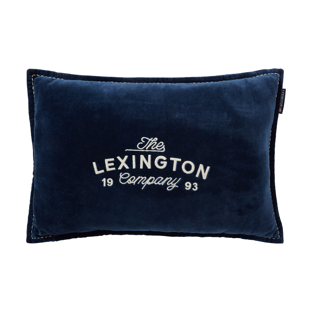 Bilde av Lexington 1993 Logo Organic Cotton Velvet pute 40x60 cm Denim blue