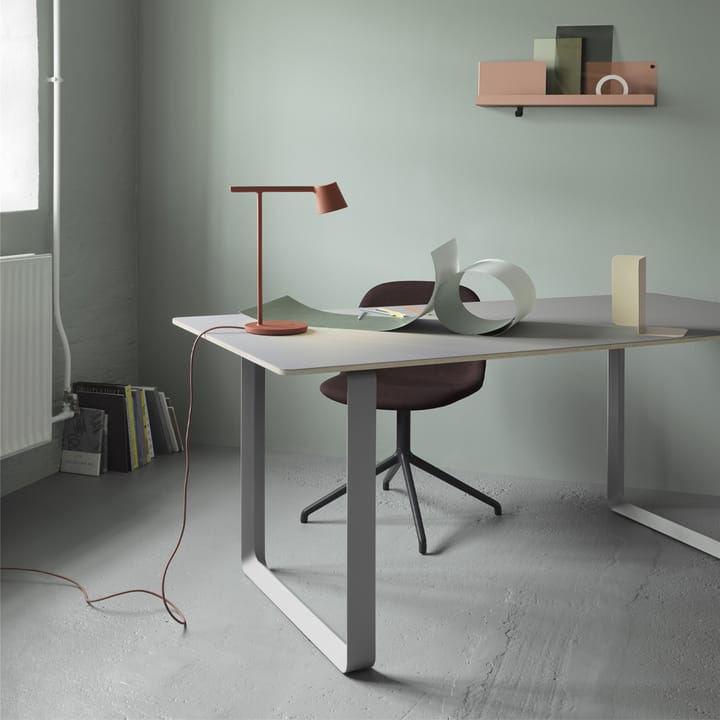 70/70 spisebord 170 x 85 cm, Solid smoked oak-Grey Muuto