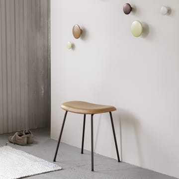 Fiber krakk - skinn black, sort stålstativ - Muuto