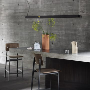 Loft barstol - oak, høy, sort stålstativ - Muuto