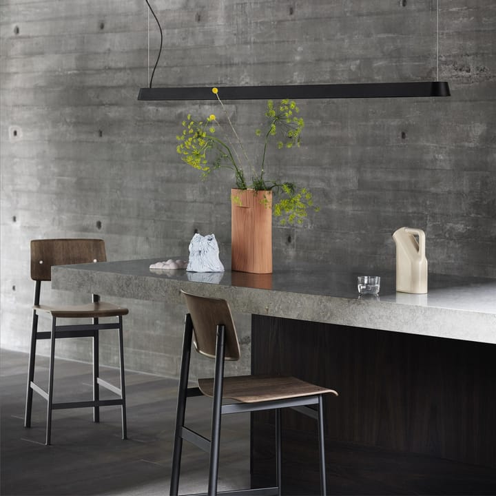 Loft barstol - oak, høy, sort stålstativ - Muuto