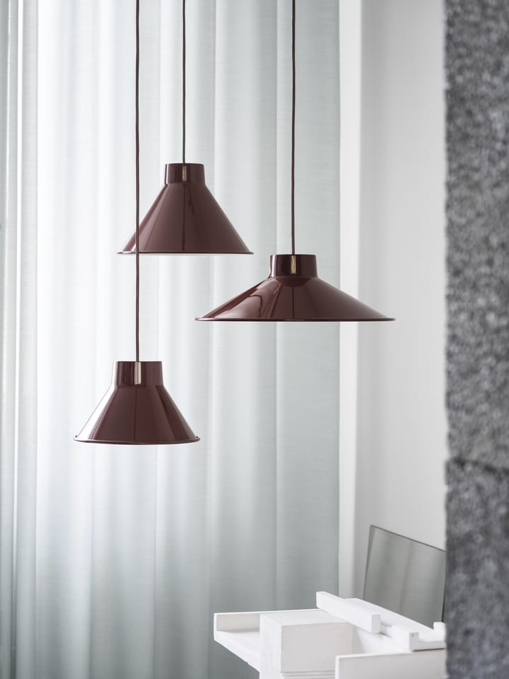 Top taklampe Ø28 cm, Dyp rød Muuto