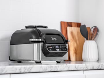 Ninja Foodi AG301 elektrisk grill & air fryer - Svart - Ninja