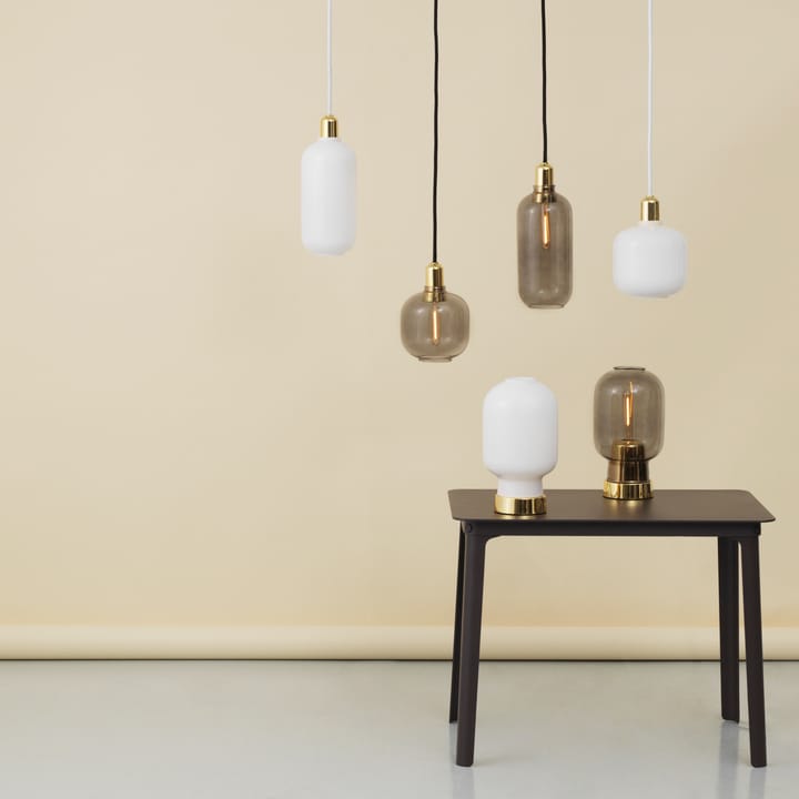 Amp lampe liten, Hvit-messing Normann Copenhagen