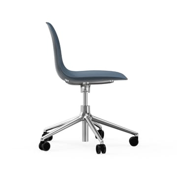 Form chair, dreibar stol, 5W kontorstol - blå, aluminium, hjul - Normann Copenhagen