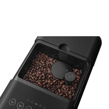 Smeg helautomatisk kaffemaskin med beholder - Svart - Smeg