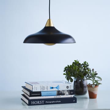 Urban taklampe bred - Real black (svart) - Superliving