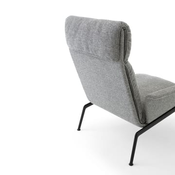 Muno LN17 High back lounge lenestol - Warm black-Hallingdal 0126 - &Tradition